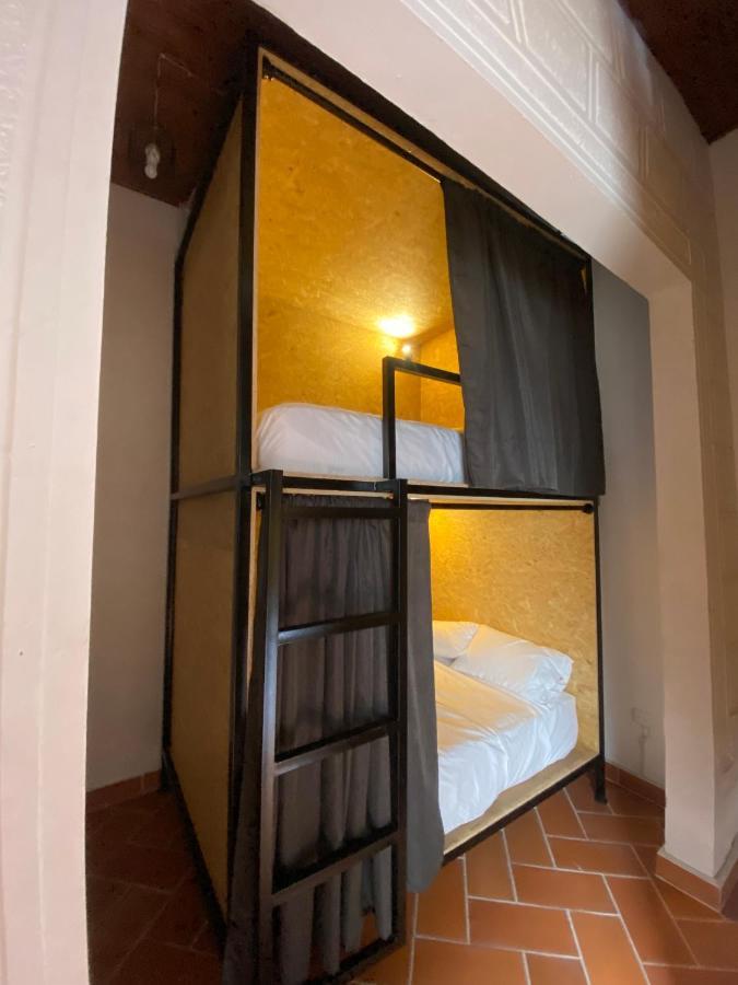Banana Hostel Bogota Luaran gambar